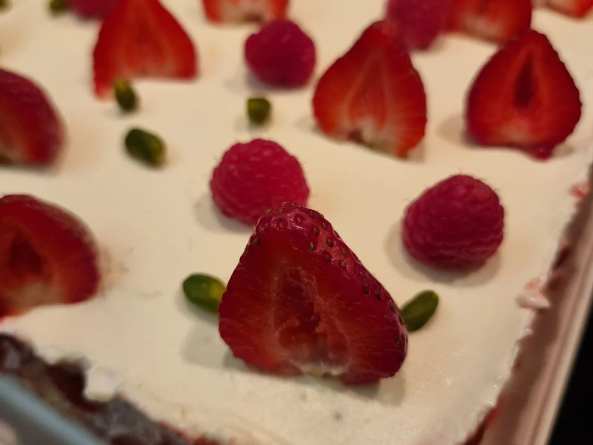 Erdbeer-Himbeer-Tiramisu - Rezept - Bild Nr. 17376