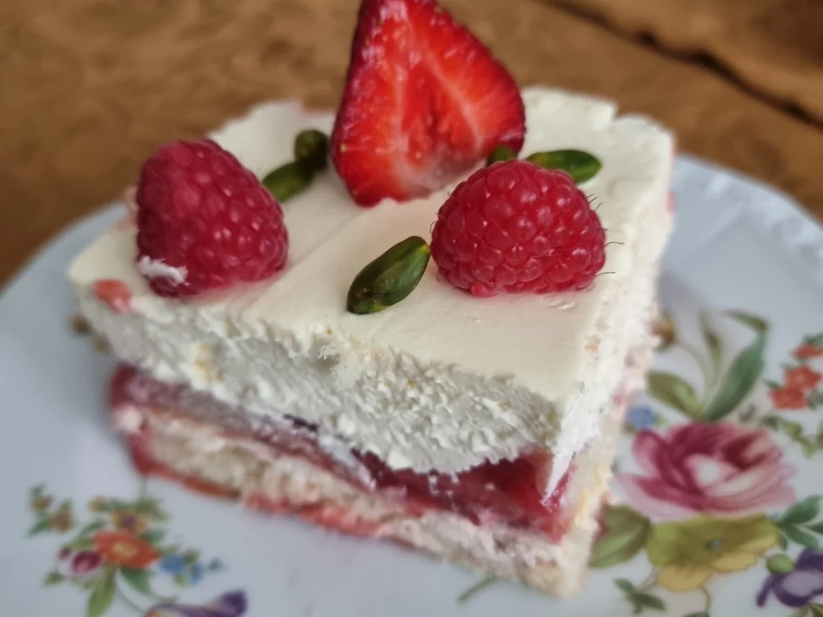 Erdbeer-Himbeer-Tiramisu - Rezept - Bild Nr. 17378