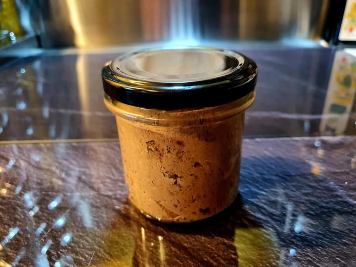 Champignonaufstrich mit gerösteten Walnüssen - Rezept - Bild Nr. 17370