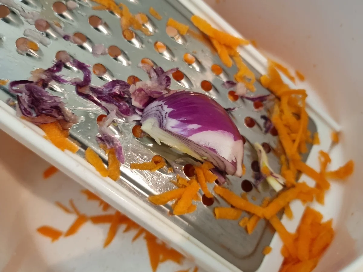 Rezept: Buchweizen-Frikadellen auf Kohlrabi Bild Nr. 17375 Buchweizen-Frikadellen auf Kohlrabi - Rezept - Bild Nr. 17375