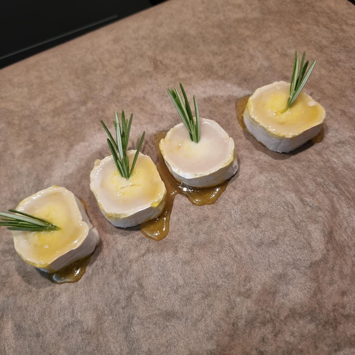 Gratinierter Ziegenkäse auf Wildkräutersalat - Rezept - Bild Nr. 17374