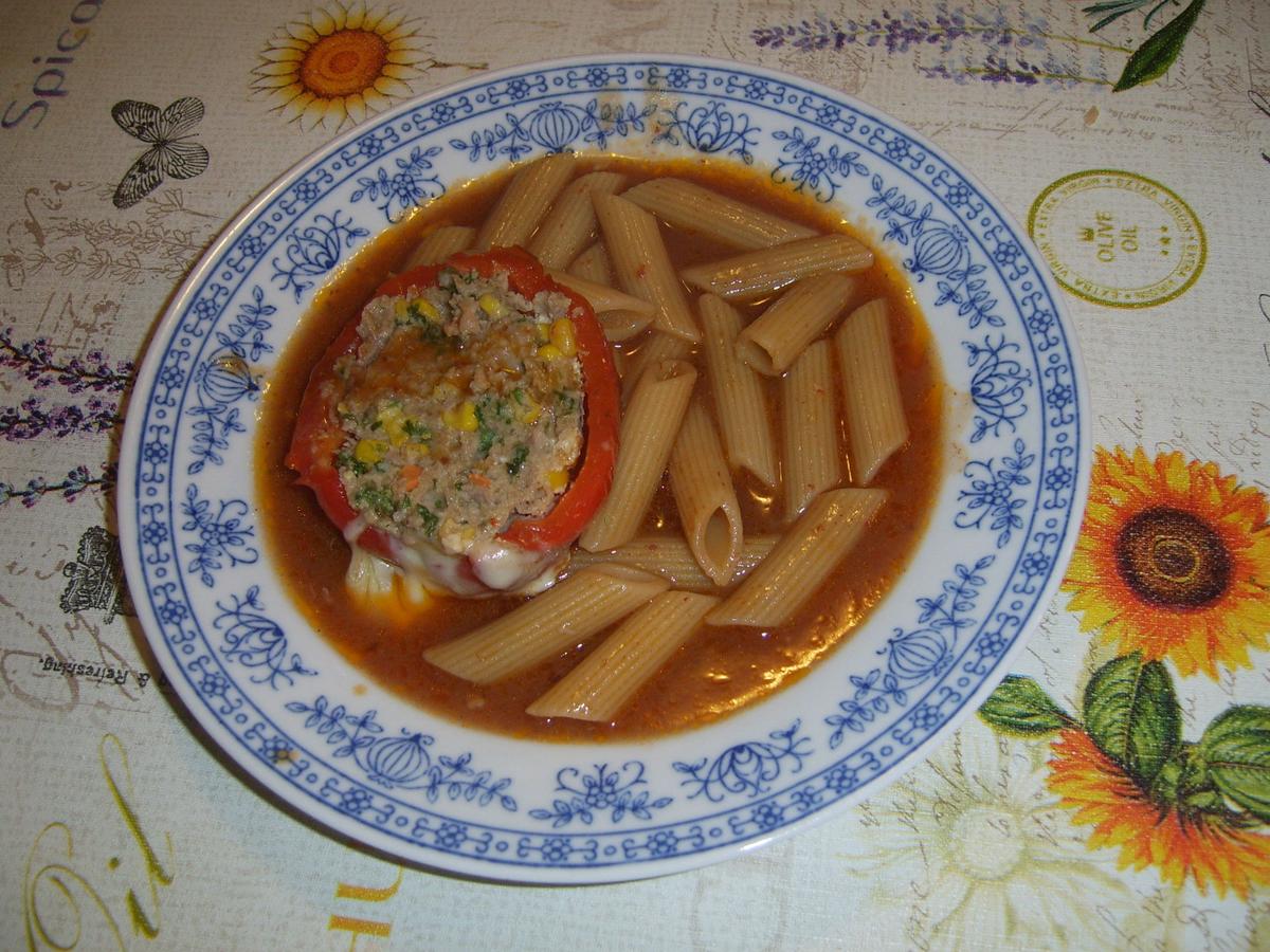 Gefüllte Paprika - Rezept - Bild Nr. 17377