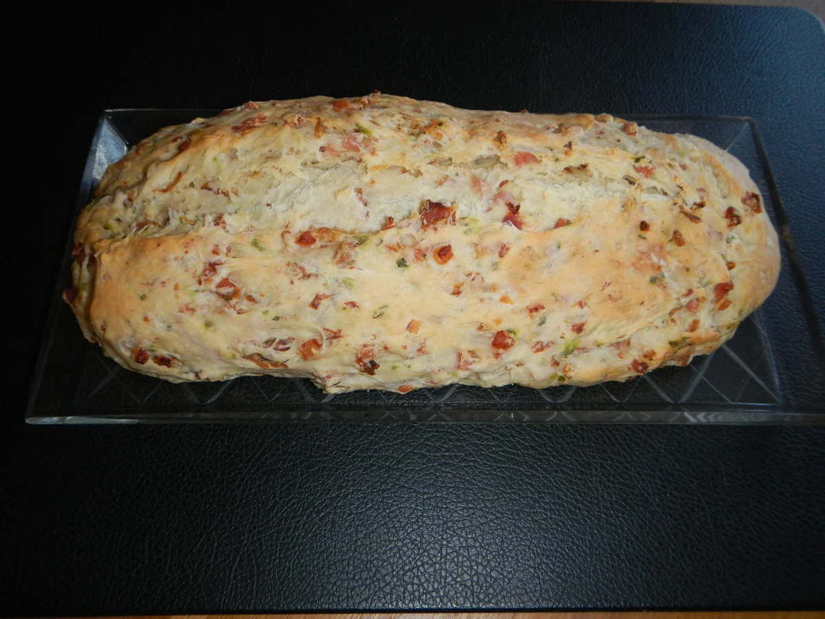 Zwiebel-Schinken-Brot - Rezept - Bild Nr. 17370