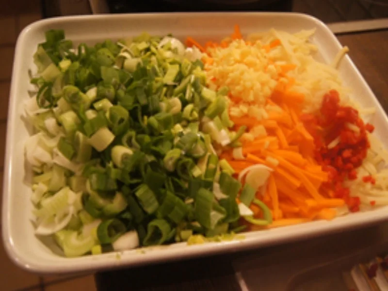 Sichuan scharf-saure Suppe mit Gemüse und Ei - Rezept - Bild Nr. 5