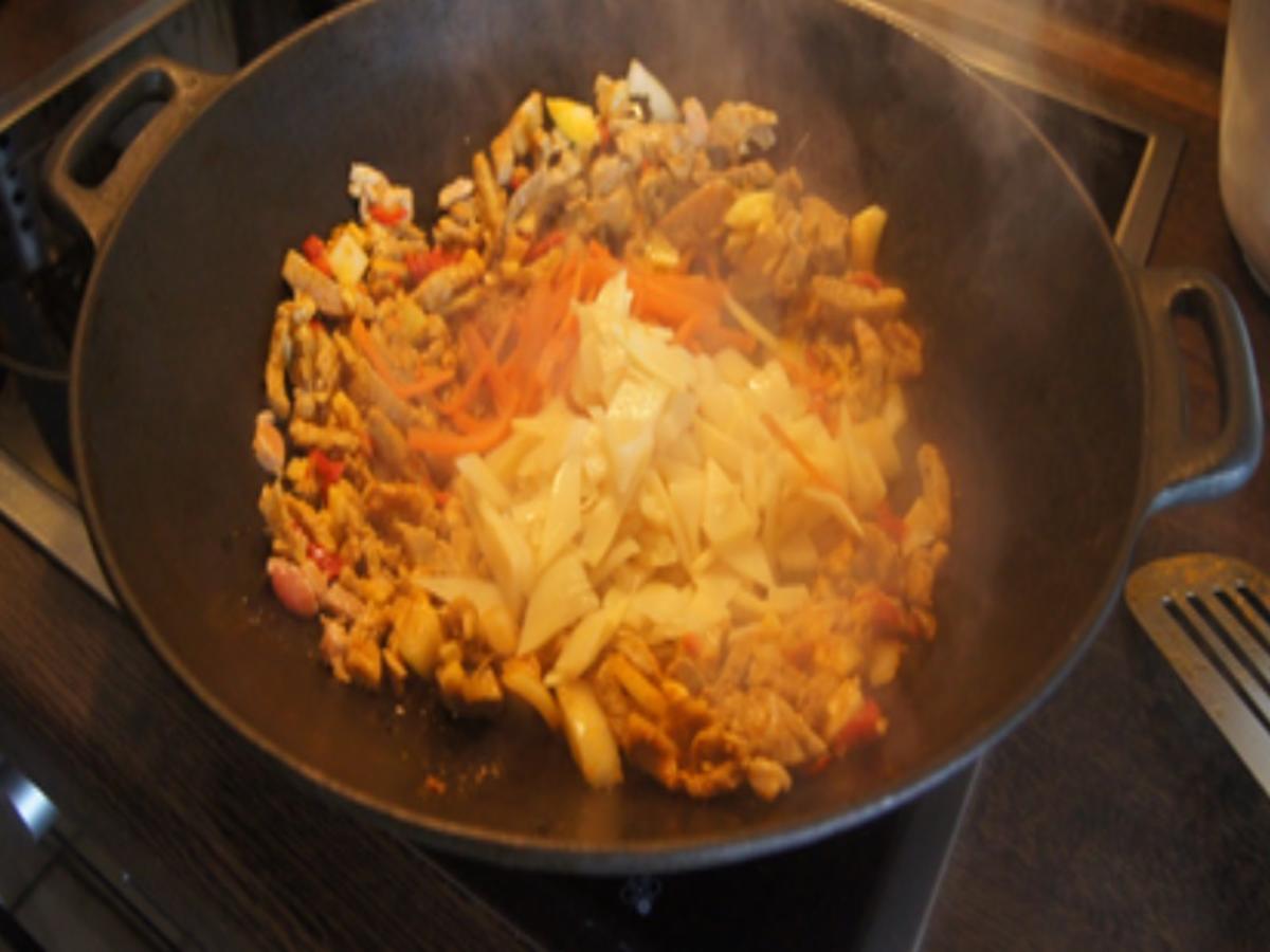 Schweinefiletcurry mit Gemüse und Basmatireis - Rezept - Bild Nr. 17397