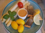 Spargel mit Orangensauce, Lachsfilet und Drillingen - Rezept - Bild Nr. 4