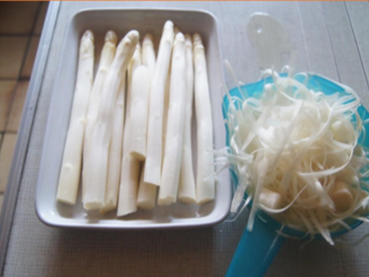 Spargel mit Orangensauce, Lachsfilet und Drillingen - Rezept - Bild Nr. 3