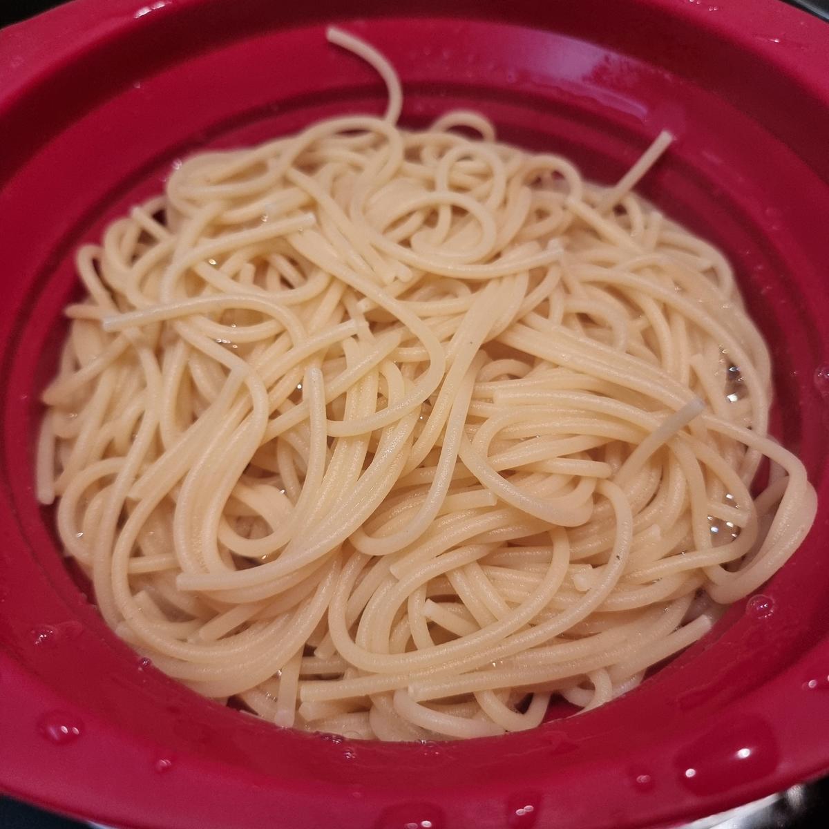 Spaghetti mit Paprikasauce - Rezept - Bild Nr. 17383