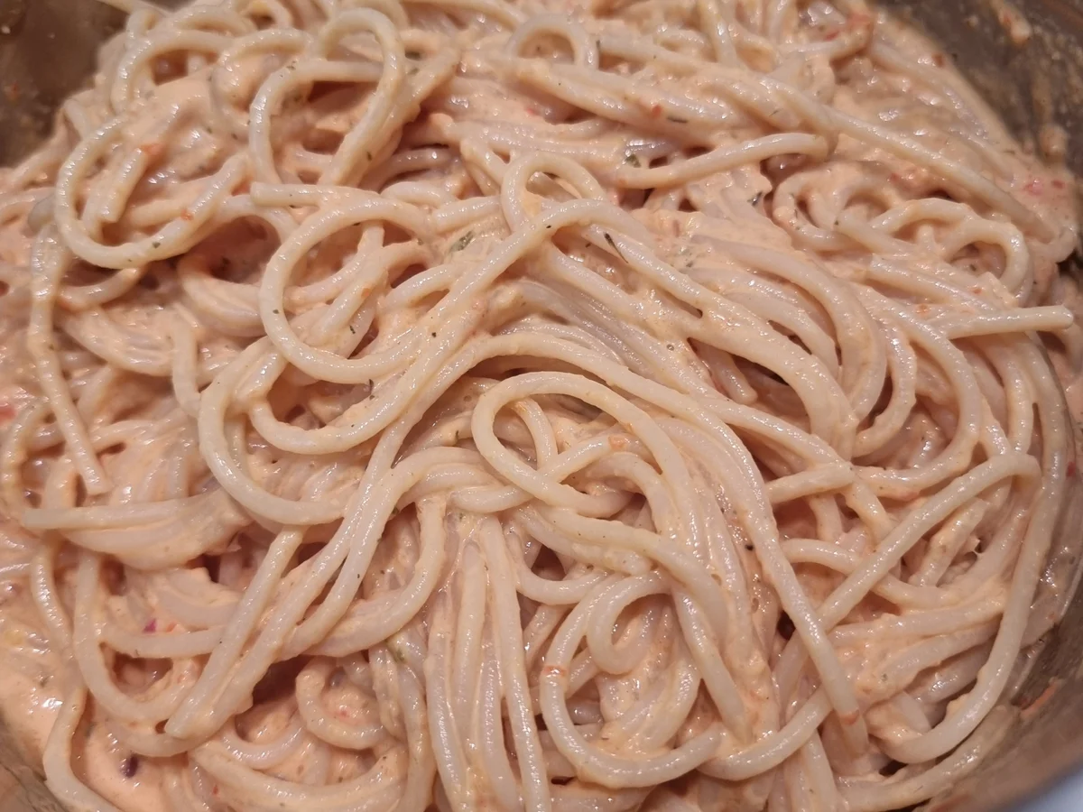 Spaghetti mit Paprikasauce - Rezept - Bild Nr. 17386