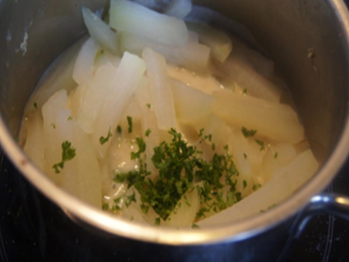 Steinpilzschnitzel mit Rahmkohlrabi und Sellerie-Kartoffel-Stampf - Rezept - Bild Nr. 13