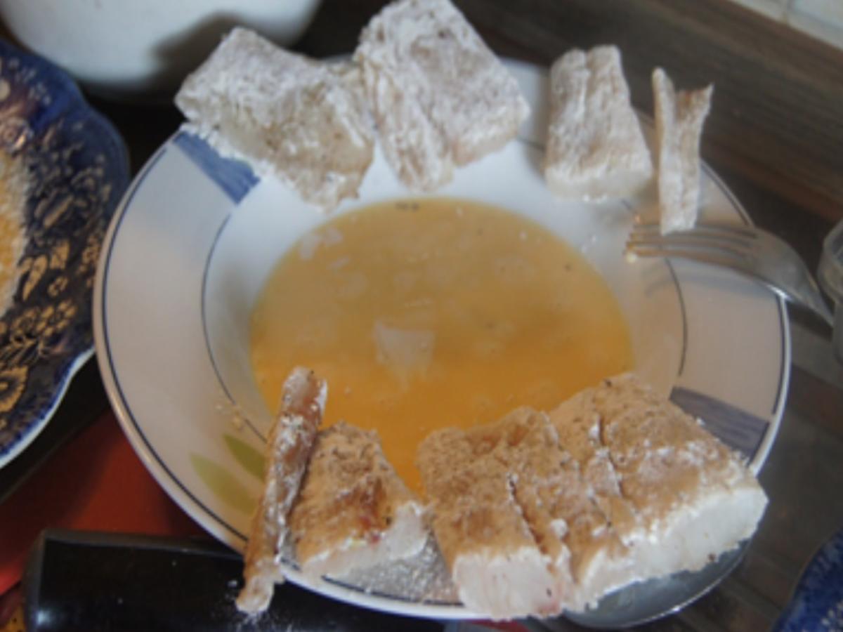 Knusperfisch mit Brokkoli und Möhren-Kartoffel-Stampf - Rezept - Bild Nr. 17391