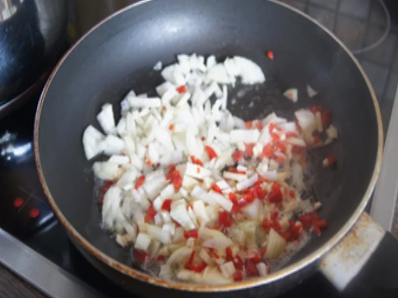 Spaghetti mit herzhafter Steinpilz-Sahne-Sauce - Rezept - Bild Nr. 6