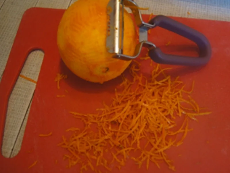 Spargelduo mit Joghurt-Orangen-Sauce und Butter-Frühkartoffeln - Rezept - Bild Nr. 17393