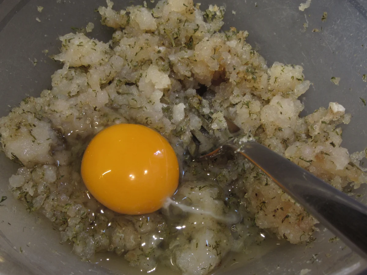 Fisch: Hechtfarce in einer Zucchinirolle - Rezept - Bild Nr. 4