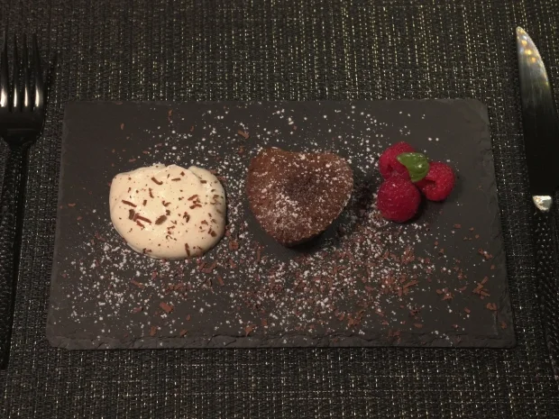 Schokoherz mit Joghurt-Mousse - Rezept - Bild Nr. 17389