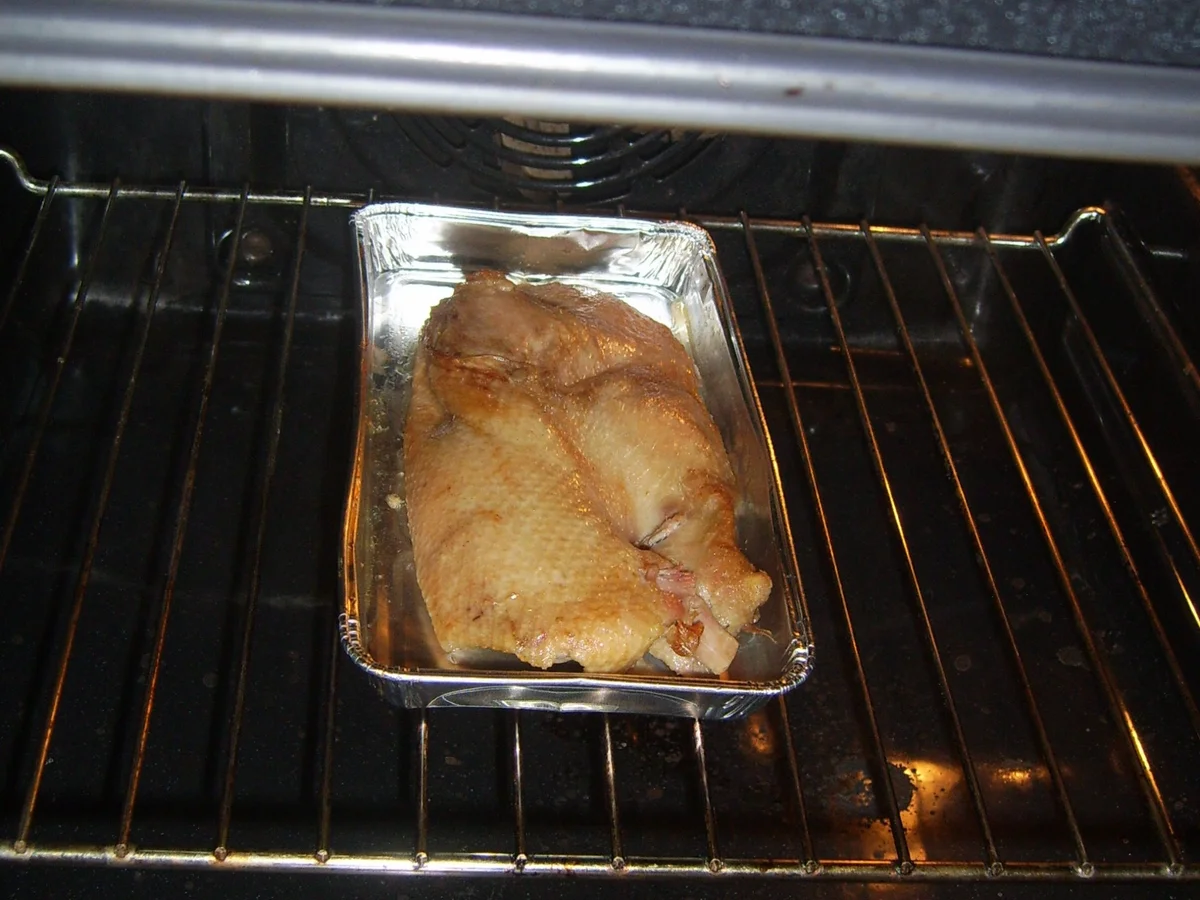 Rezept: Halbe TK Ente mit Kloß und Sauce Bild Nr. 3 Halbe TK Ente mit Kloß und Sauce - Rezept - Bild Nr. 3