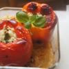 Gefüllte Paprikas mit Rindermett, Zwiebeln und Chinakohlblattherzen - Rezept - Bild Nr. 17389