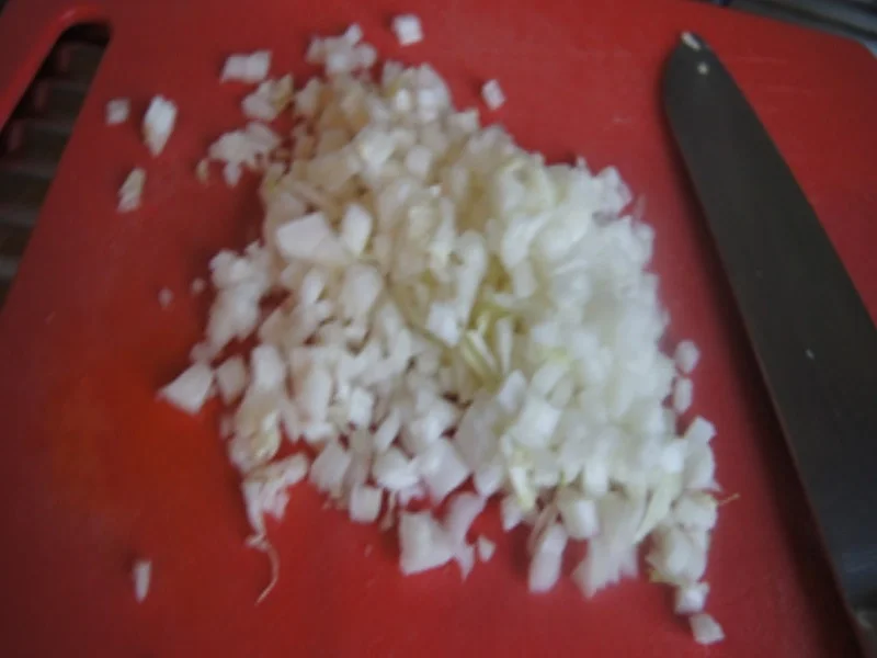 Gefüllte Paprikas mit Rindermett, Zwiebeln und Chinakohlblattherzen - Rezept - Bild Nr. 17393