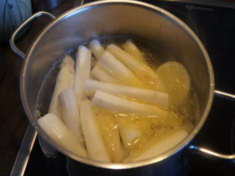 Schnelle Spargelsuppe - Rezept - Bild Nr. 4