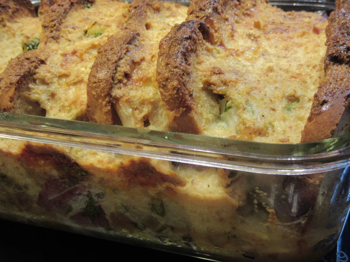 Rezept: Auflauf: Brotauflauf mit Gemüse Bild Nr. 17399 Auflauf: Brotauflauf mit Gemüse - Rezept - Bild Nr. 17399