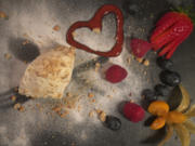 Mascarpone-Krokant-Mousse an Früchten - Rezept - Bild Nr. 2