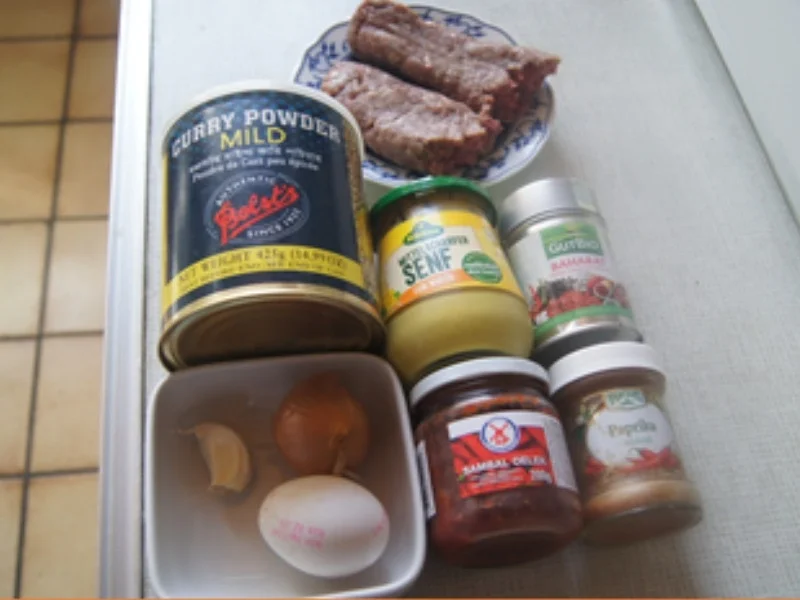 Würzige Hackfleischbällchen mit Ananas-Chili-Sauce und Basmatireis - Rezept - Bild Nr. 17390