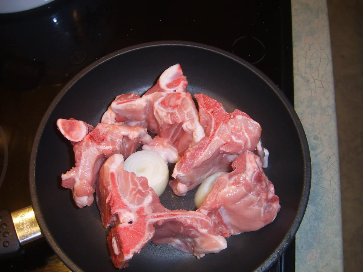 Rezept: Schweinebraten in Burgundersoße Bild Nr. 2 Schweinebraten in Burgundersoße - Rezept - Bild Nr. 2