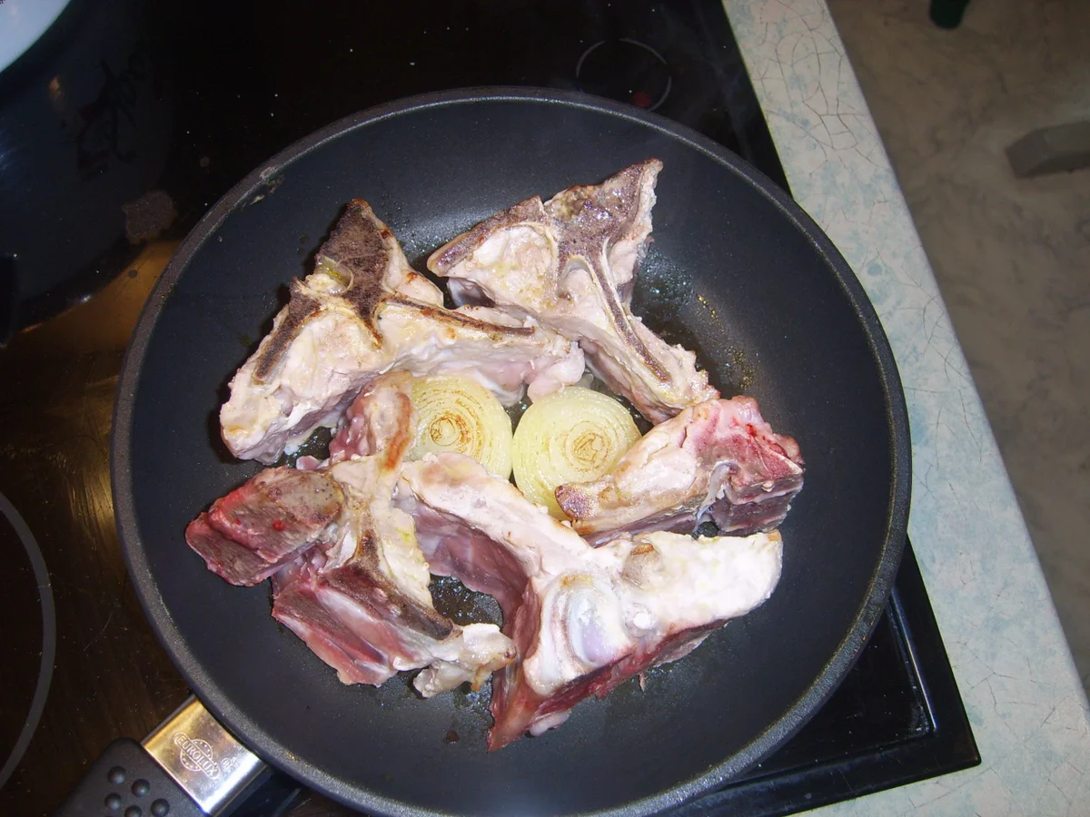 Rezept: Schweinebraten in Burgundersoße Bild Nr. 3 Schweinebraten in Burgundersoße - Rezept - Bild Nr. 3