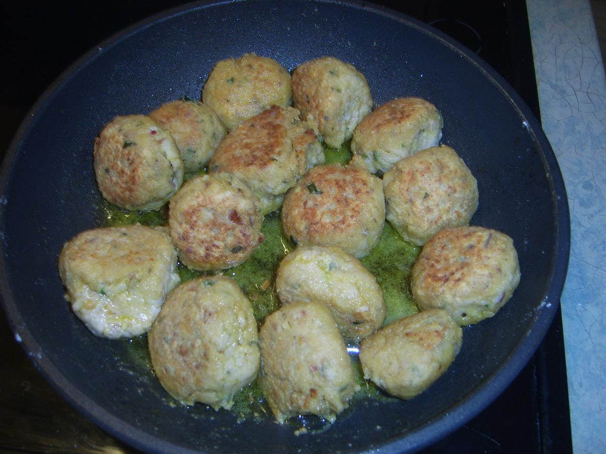 Krautsuppe mit Hackbällchen - Rezept - Bild Nr. 17394