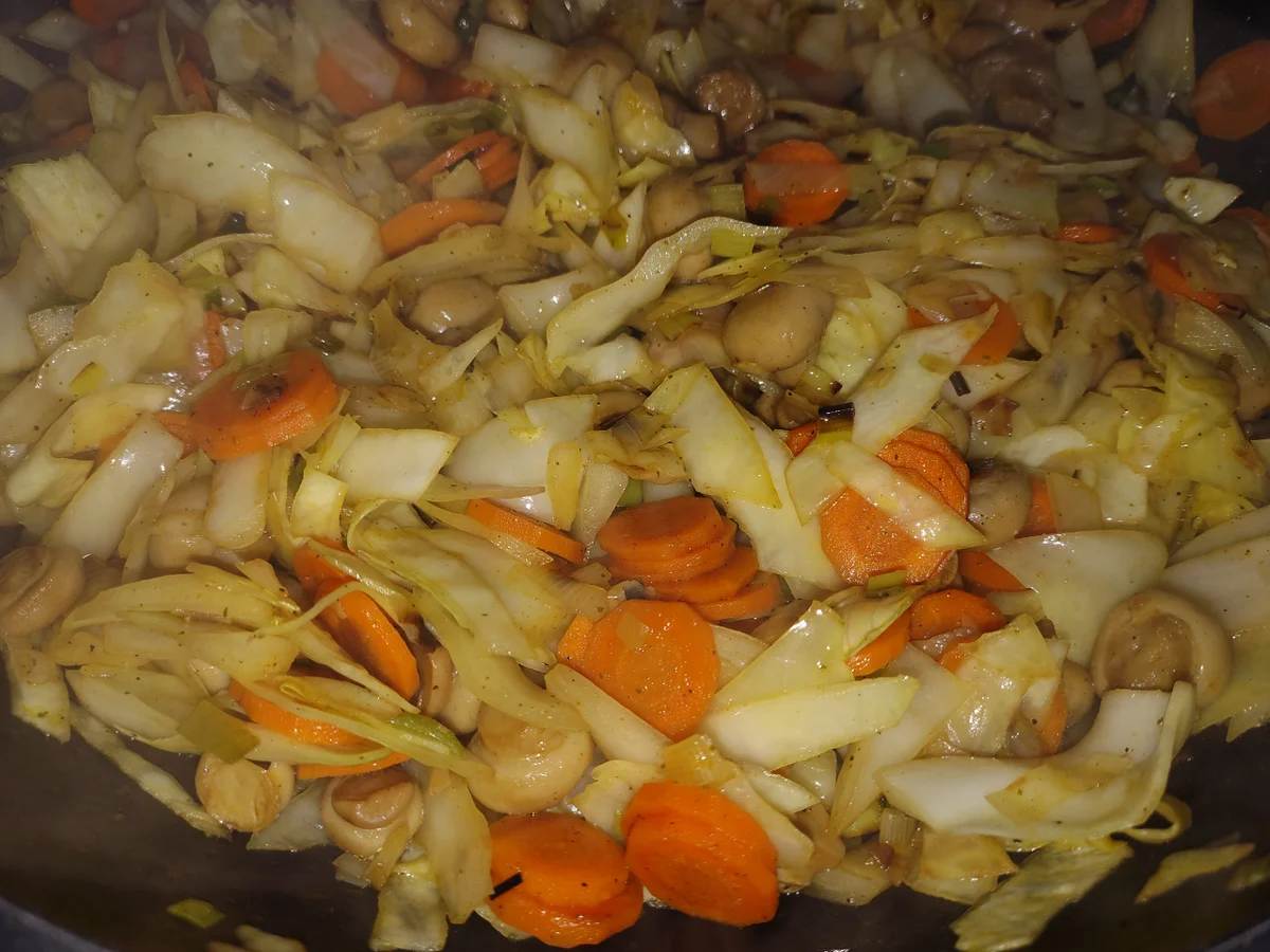 Rezept: Weißkohl - Gemüse - Pfanne Bild Nr. 17403 Weißkohl - Gemüse - Pfanne - Rezept - Bild Nr. 17403