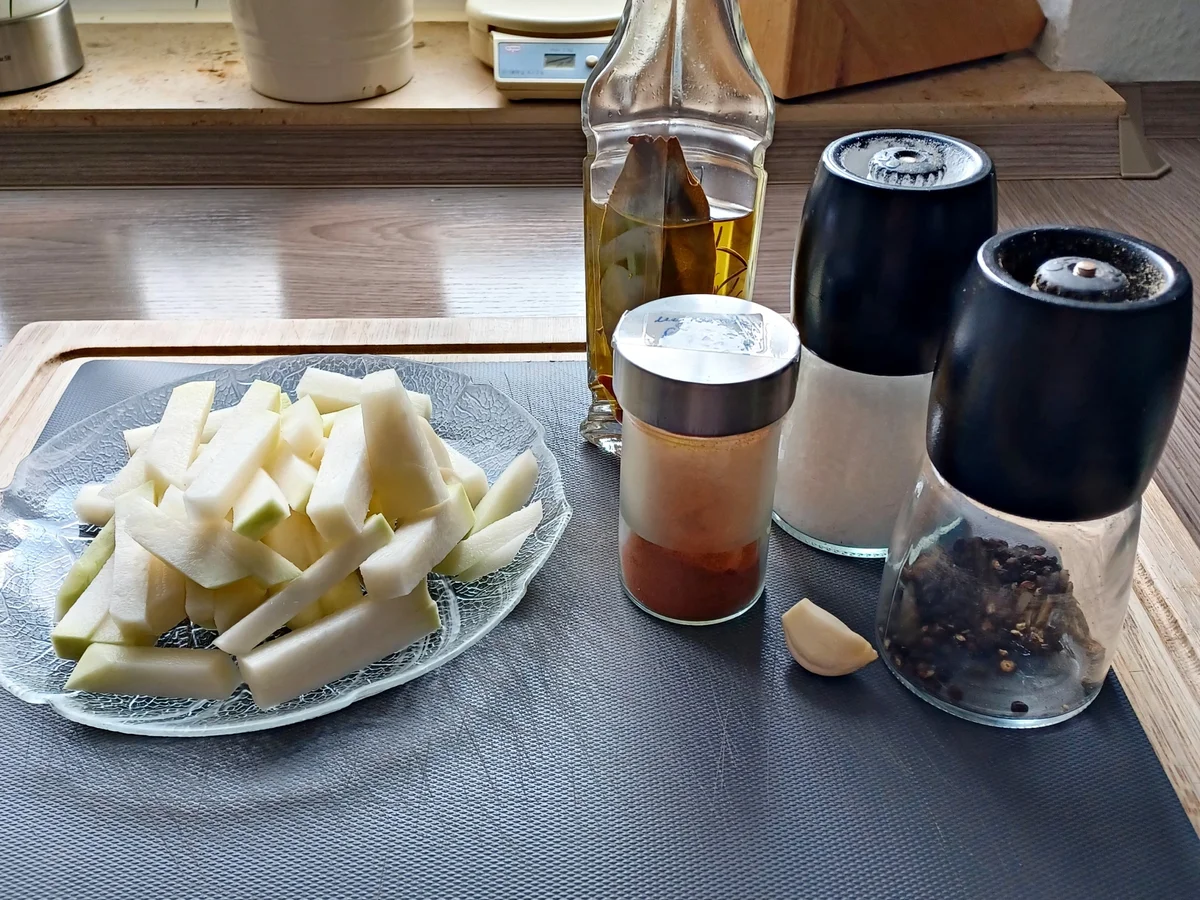 Rezept: Kohlrabi aus der Heißluftfritteuse Bild Nr. 17404 Kohlrabi aus der Heißluftfritteuse - Rezept - Bild Nr. 17404