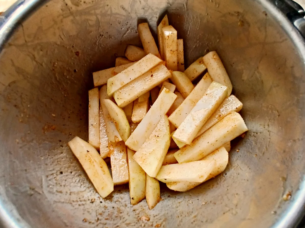 Rezept: Kohlrabi aus der Heißluftfritteuse Bild Nr. 17406 Kohlrabi aus der Heißluftfritteuse - Rezept - Bild Nr. 17406