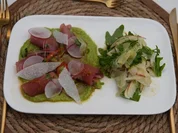 Rezept: Thunfisch auf Avocadopüree und Apfel-Fenchel-Salat in Orangen-Vinaigrette Bild Nr. 17403 Thunfisch auf Avocadopüree und Apfel-Fenchel-Salat in Orangen-Vinaigrette - Rezept - Bild Nr. 17403