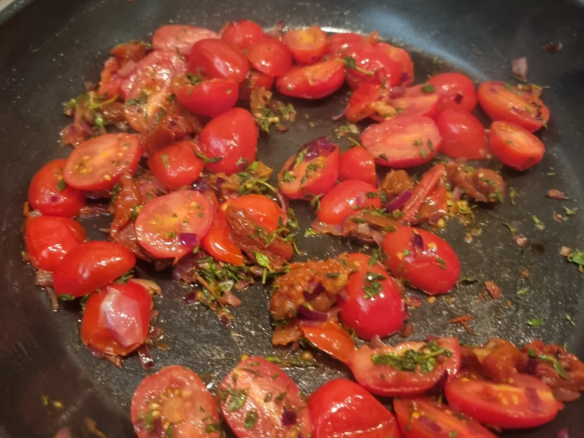 Pasta mit Tomatensauce - Rezept - Bild Nr. 17409