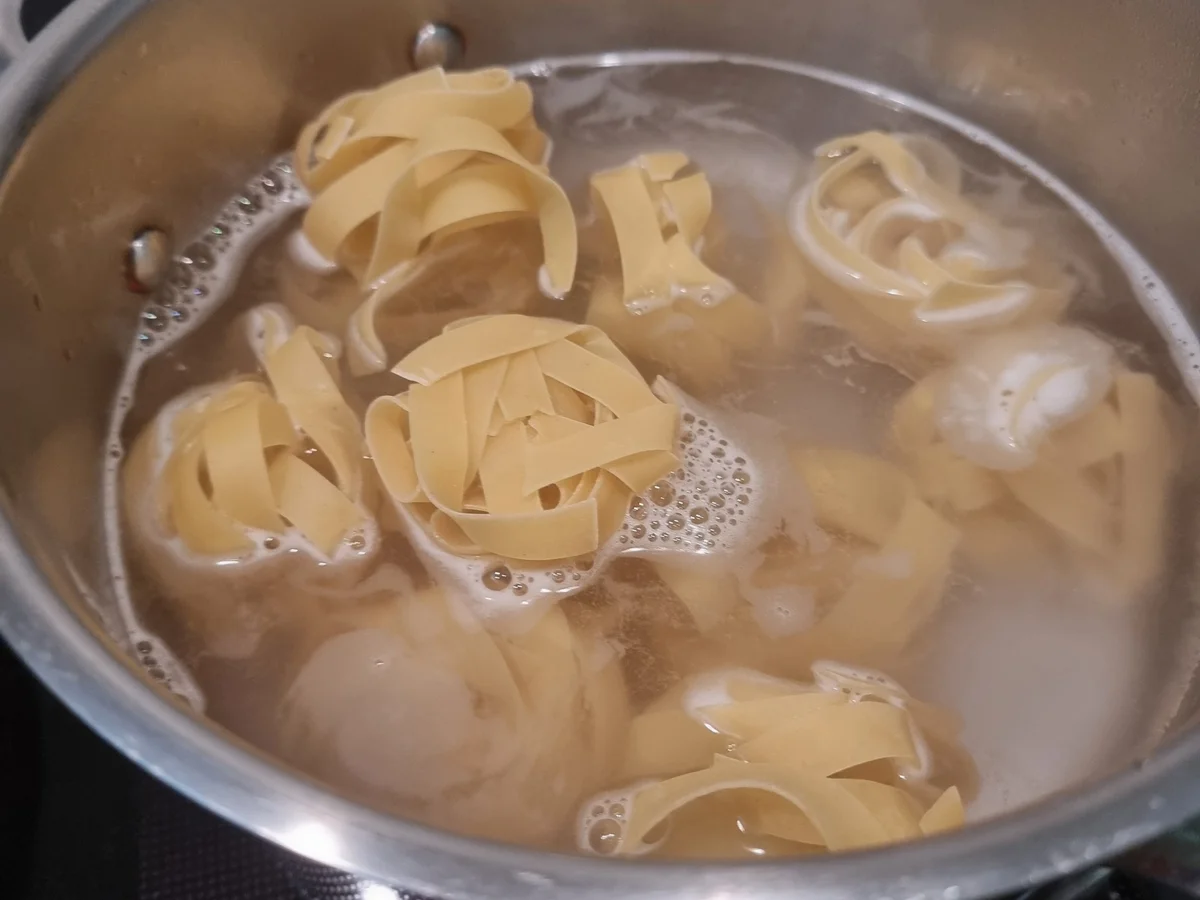 Pasta mit Tomatensauce - Rezept - Bild Nr. 17413