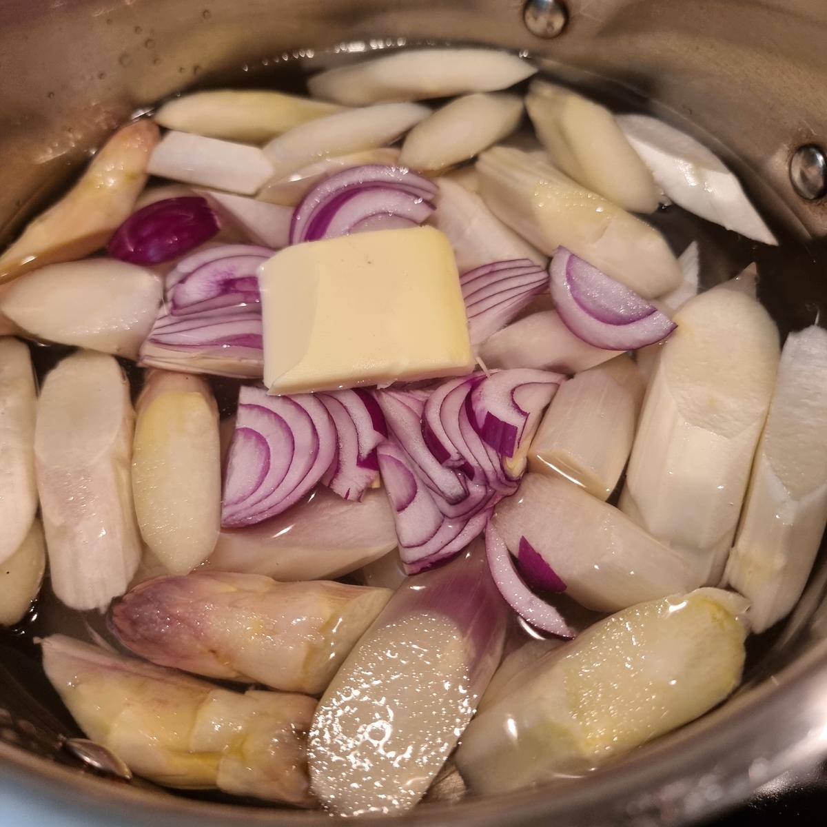 Spargel -Frittata mit Räucherlachs und Schnittlauch-Creme fraiche - Rezept - Bild Nr. 17405