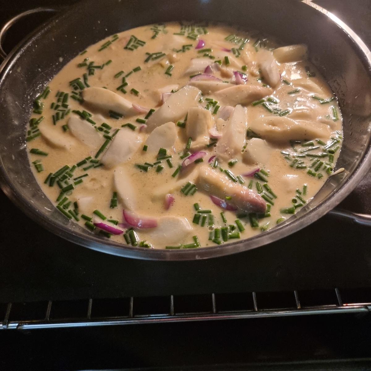 Spargel -Frittata mit Räucherlachs und Schnittlauch-Creme fraiche - Rezept - Bild Nr. 17419