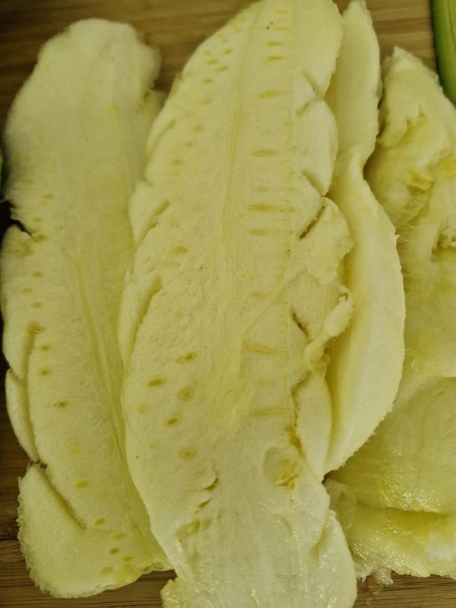 Gefüllte Zucchini ........ mal anders - Rezept - Bild Nr. 17422