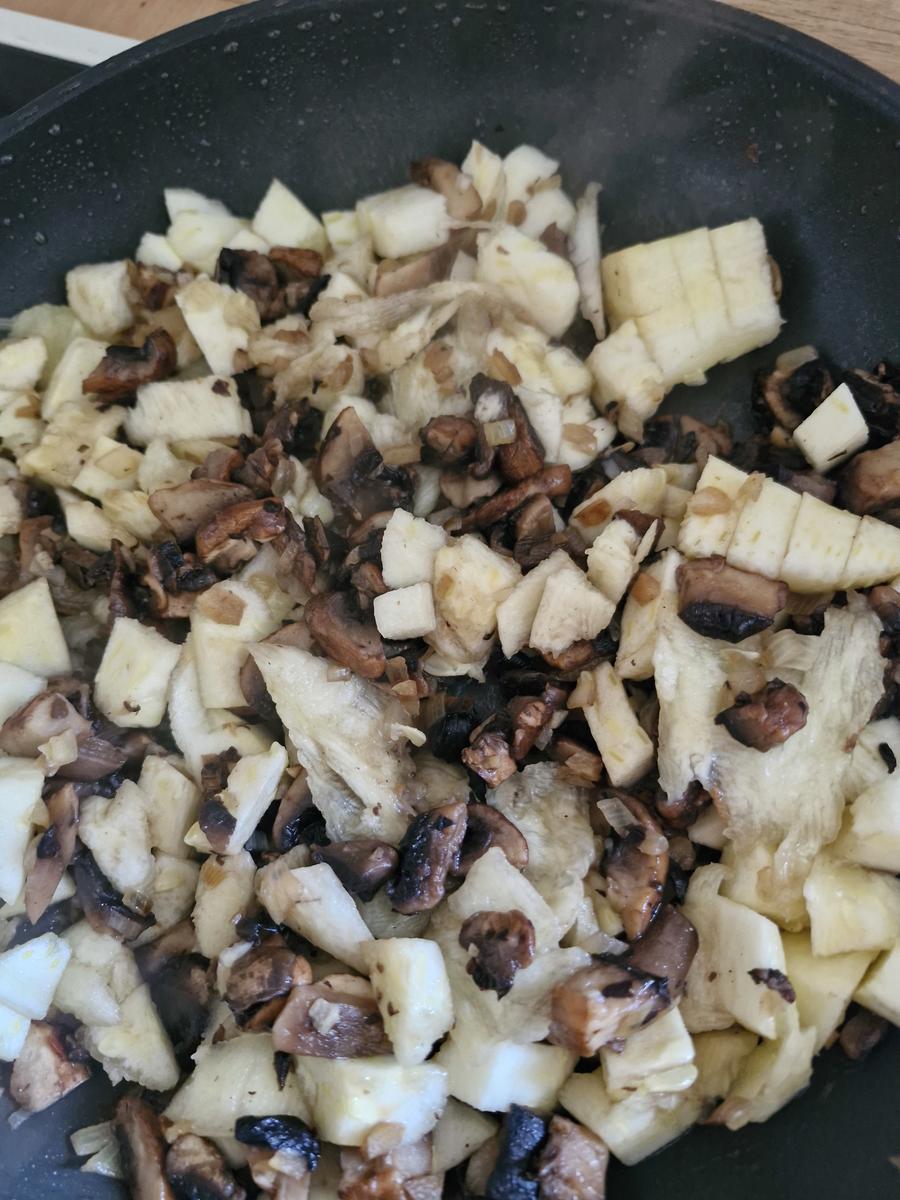 Gefüllte Zucchini ........ mal anders - Rezept - Bild Nr. 17426