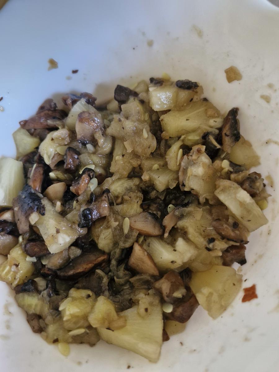 Gefüllte Zucchini ........ mal anders - Rezept - Bild Nr. 17429