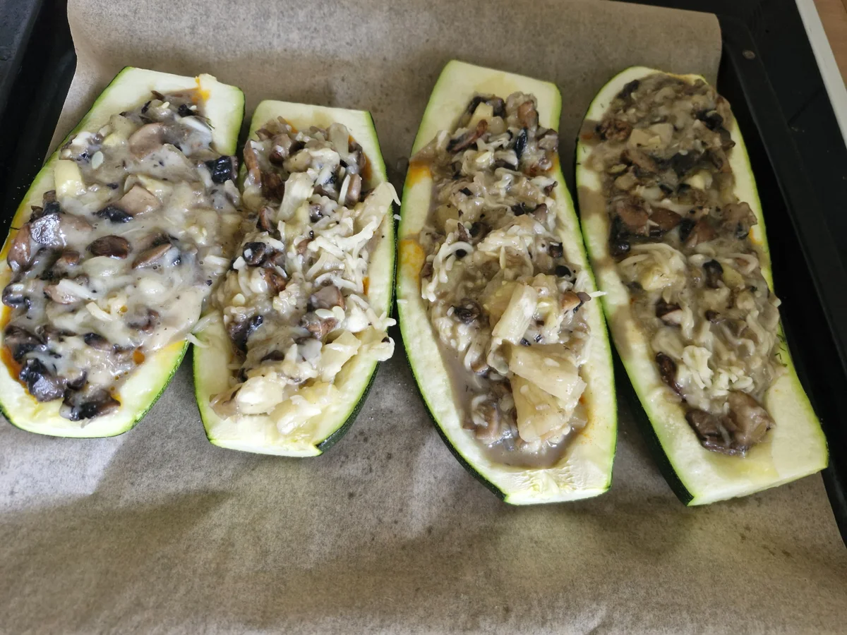 Rezept: Gefüllte Zucchini ........ mal anders Bild Nr. 17430 Gefüllte Zucchini ........ mal anders - Rezept - Bild Nr. 17430