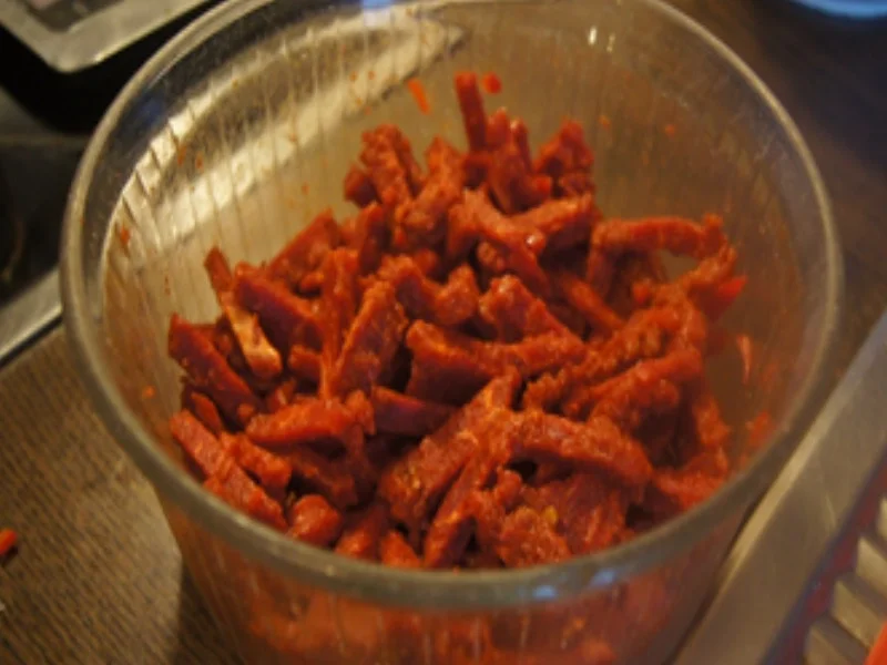 Rezept: Mie-Nudeln mit scharf gewürztes Rindfleisch, Paprikamix, Chinakohlblattherzen und Zwiebel Bild Nr. 10 Mie-Nudeln mit scharf gewürztes Rindfleisch, Paprikamix, Chinakohlblattherzen und Zwiebel - Rezept - Bild Nr. 10