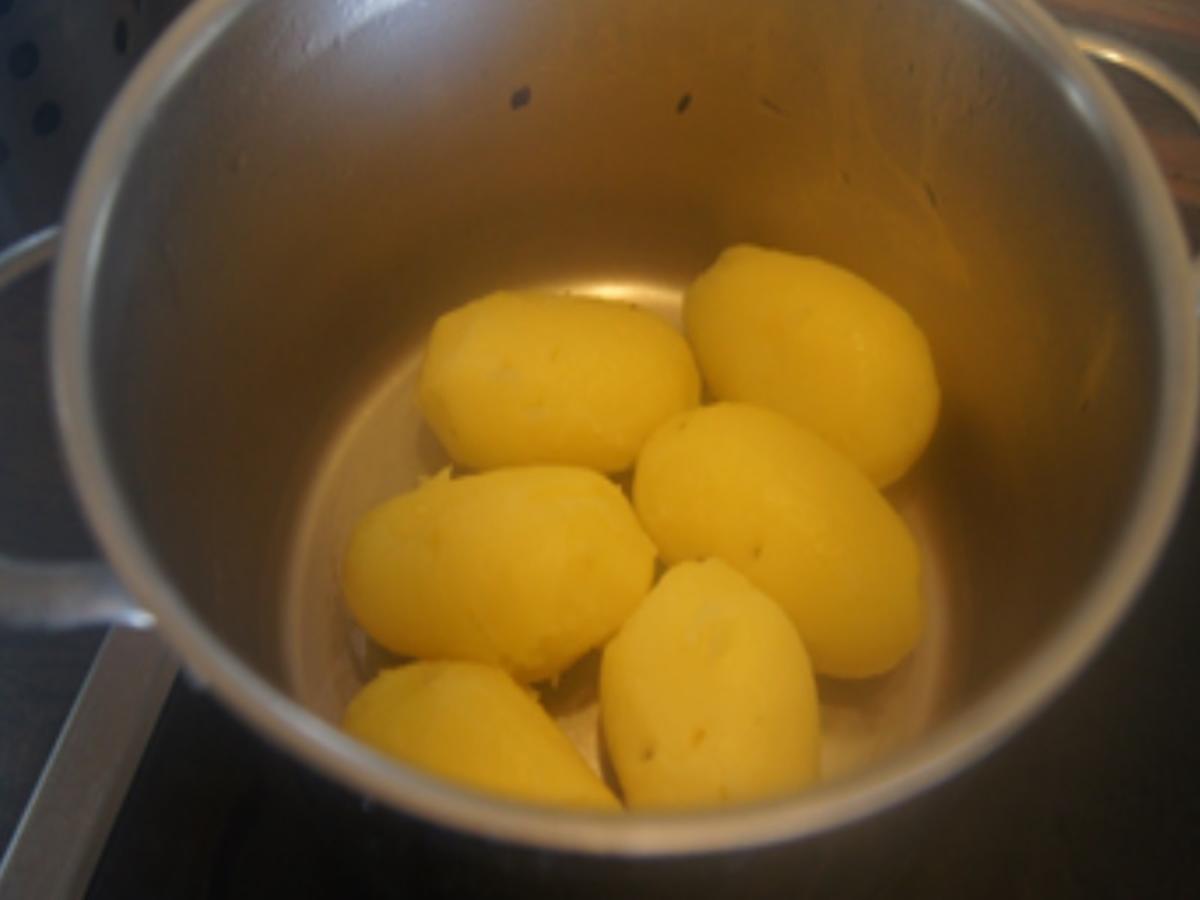 Eier-Bauchspeck-Brokkoli-Ragout mit Pellkartoffeln - Rezept - Bild Nr. 17431