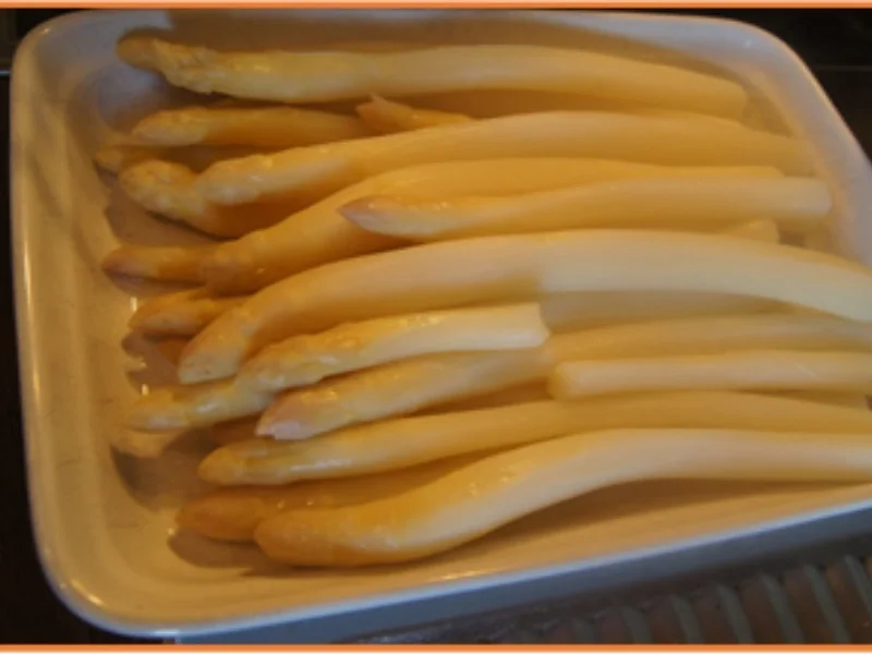 Spargel mit Schollenfilet und Rahm-Drillingen - Rezept - Bild Nr. 6