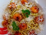 Spaghetti mit Kräuter-Pesto und Garnelen - Rezept - Bild Nr. 2