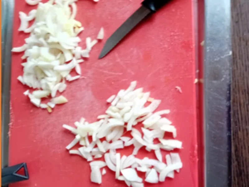 Brathering mit herzhaften Speck-Bratkartoffeln und Gewürzgurke - Rezept - Bild Nr. 17429