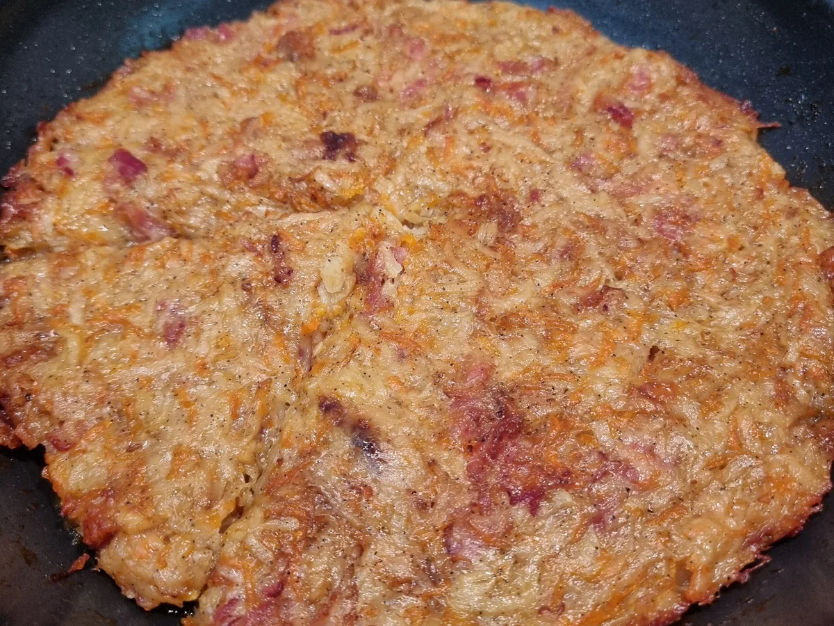 Riesen-Rösti mit Salat - Rezept - Bild Nr. 17456