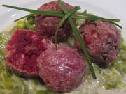 Knödel: Rote-Bete-Knödel auf Lauchgemüse - Rezept - Bild Nr. 17444
