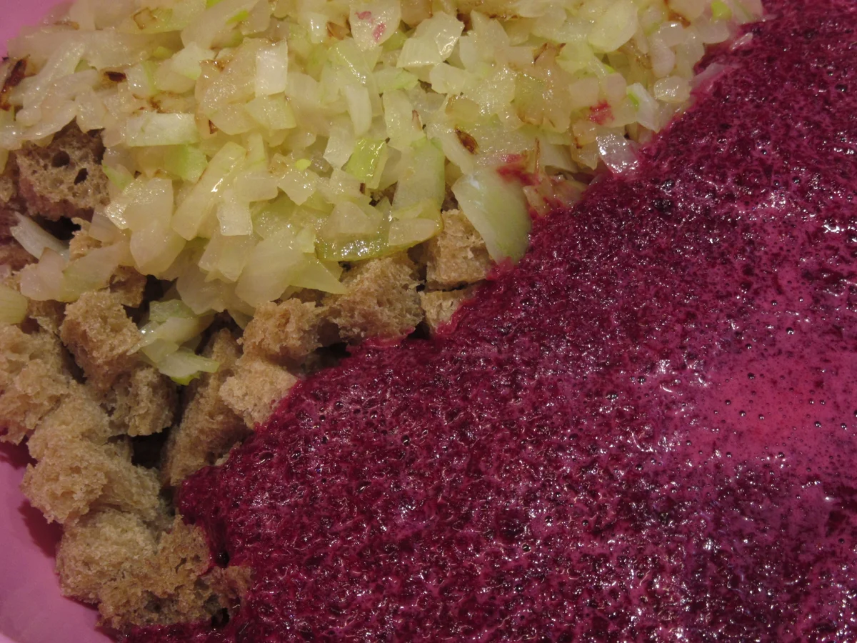 Knödel: Rote-Bete-Knödel auf Lauchgemüse - Rezept - Bild Nr. 17449