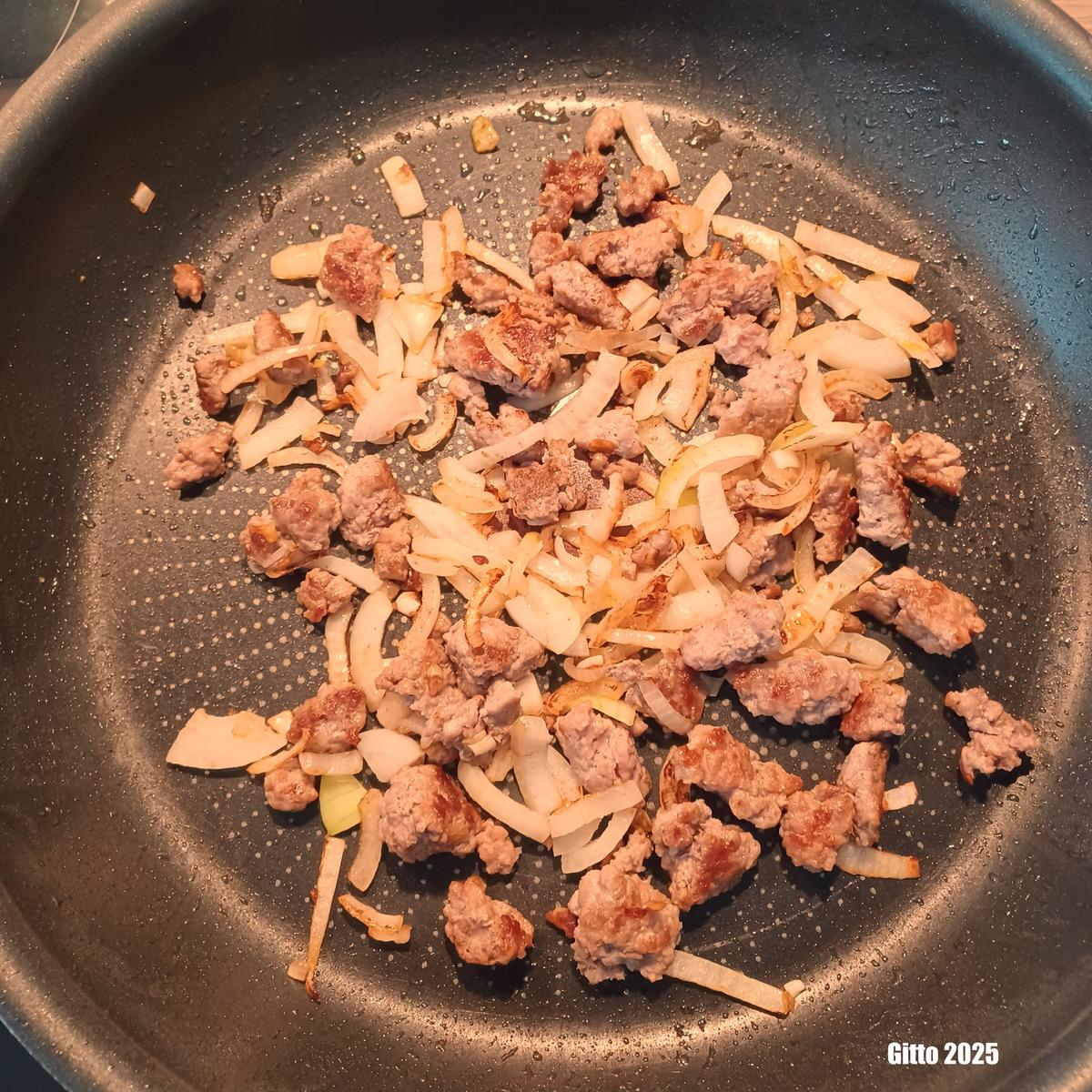 Spitzkohlpfanne mit Gnocchi - Rezept - Bild Nr. 17446
